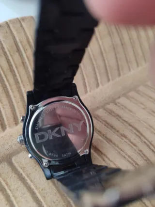 Reloj DKNY Negro con Bisel Brillante