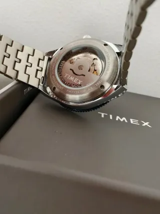 Reloj Timex Automático Azul y Plateado