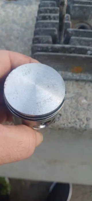 Cilindro y pistón Scoopy 75