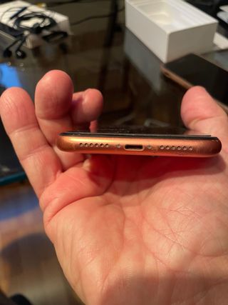 iPhone XR 64GB Coral