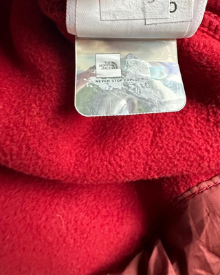 The North Face Sherpa S Roja