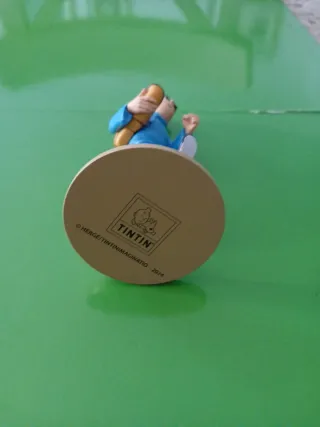 Figura Tintín Loto Azul con Paquete