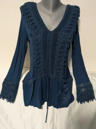 Blusa Desigual manga larga con encaje