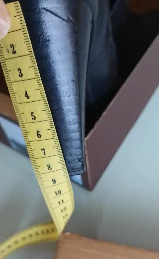 Zapatos de tacón negros con cordones