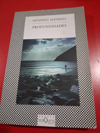 Profundidades (FÁBULA) (Spanish Edition)