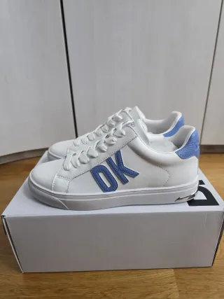 Zapatillas DKNY Blancas y Azules