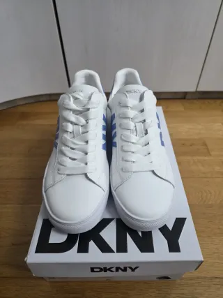 Zapatillas DKNY Blancas y Azules