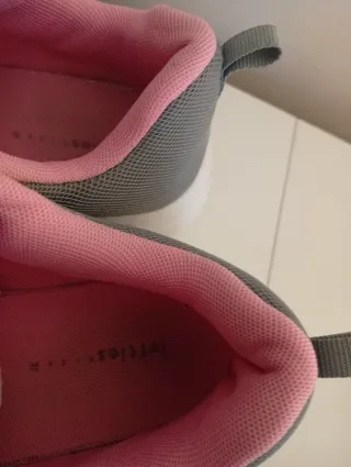 Zapatillas deportivas Lefties grises y rosas 37