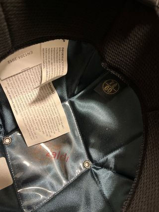 Casco de hipica negro