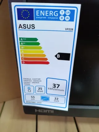 Monitor Full HD de 21,5” (54,6 cm) con 1 ms