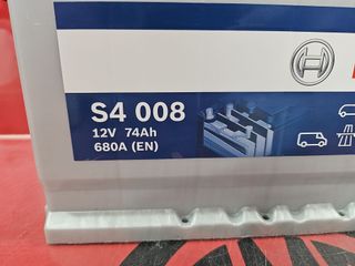 Batería de Coche Bosch S4 008 / 74 Ah, Nueva.