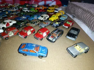 Lote 64 coches vintage