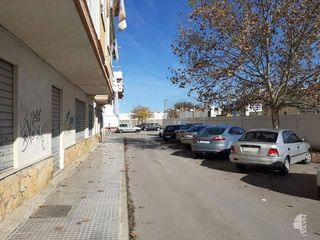 Local comercial en venta en La Banda - Campo de Fútbol en Chiclana de la Frontera