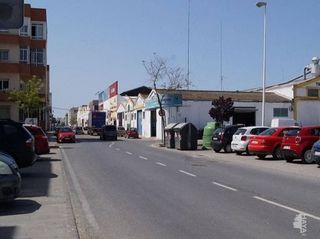 Local comercial en venta en La Banda - Campo de Fútbol en Chiclana de la Frontera