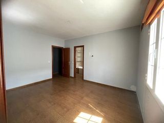 Piso en venta en Carolina (La)