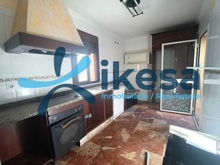 Casa adosada en venta en Guillena