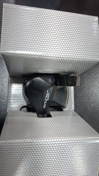 Manipulo Mudança Shimano Altus SL-M2010-9R