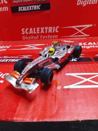 Scalextric F1 McLaren Mercedes Digital system