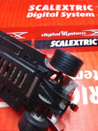 Scalextric F1 McLaren Mercedes Digital system