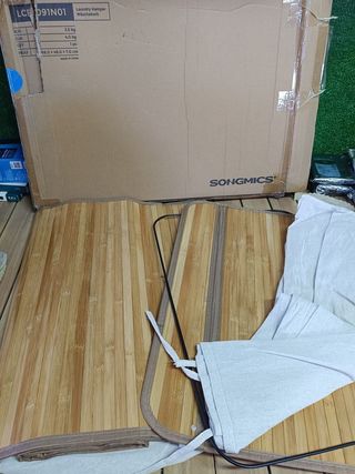 SONGMICS - Cesta de lavandería (150 L, 3 compartimentos de clasificación, tapa de bambú, asas, plegable, bolsa extraíble lavable a máquina, para lavandería, dormitorio, color madera LCB091N01