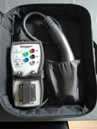 Megger EVCA210 Comprobador Coche Eléctrico