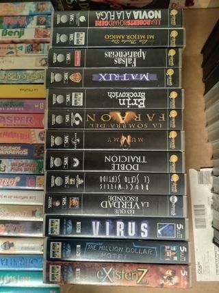 89 Películas VHS Originales Variadas