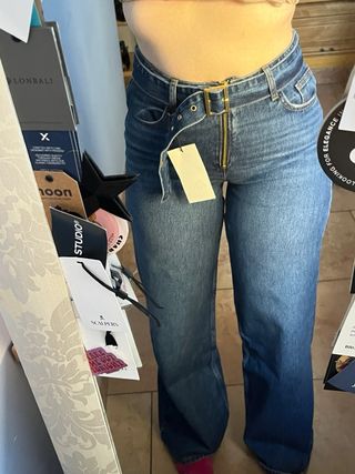 Vaqueros Zara con cinturón hebilla viral