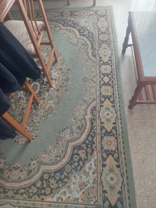 Varias alfombras diferentes tamaños