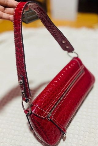 Bolso Guess Rojo Cocodrilo