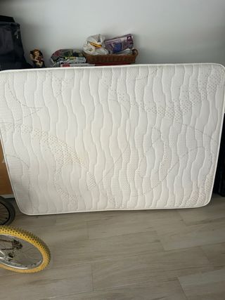 Colchón de tela usado