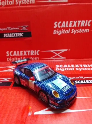 Scalextric Porsche 911 GT3 Cup Digital