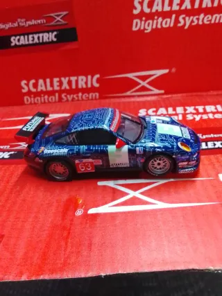 Scalextric Porsche 911 GT3 Cup Digital