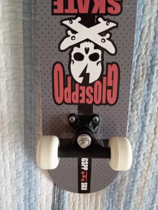 Monopatín  Gioseppo