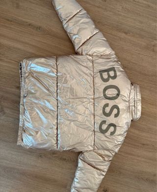 Chaqueta Hugo Boss acolchada dorada