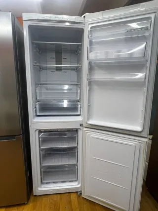 Nevera Whirlpool Blanca