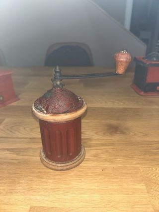 3 Molinillos de Café Antiguos