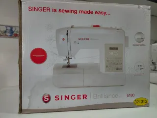 Máquina de coser Singer Brillance 6180