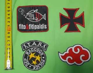 Parches Ropa Negro y Rojo