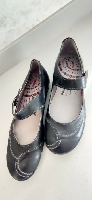 Zapatos Yelos piel negros