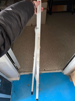 Escalera aluminio mano plegable 3 peldaños