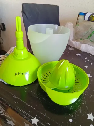 Exprimidor DVTECH casi nuevo