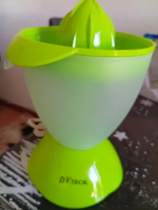 Exprimidor DVTECH casi nuevo