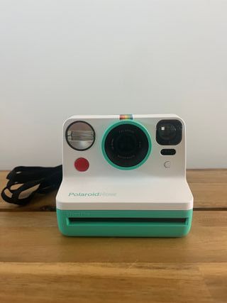 Polaroid Now Menta y Blanca