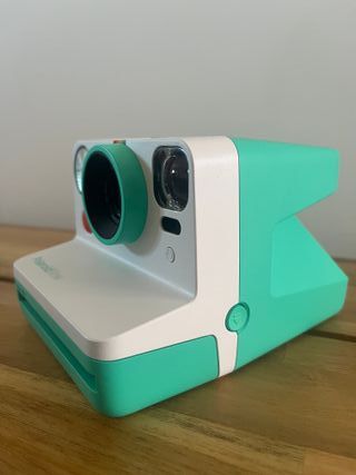 Polaroid Now Menta y Blanca