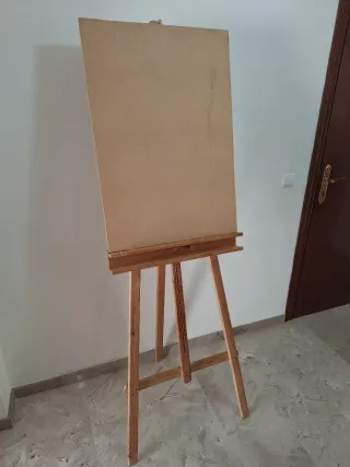 Caballete de madera para pintar