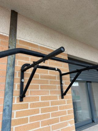 Barra de dominadas para pared