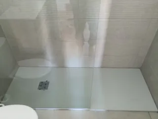 Substitución de bañera por plato de ducha