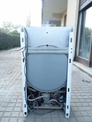 Calentador Junkers y Caldera Bax