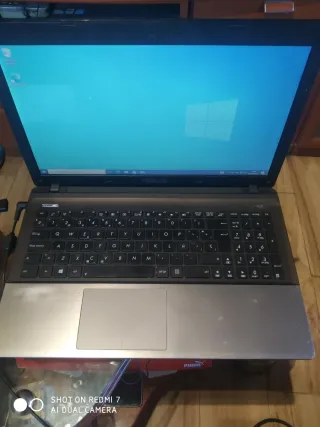 Portátil Asus i5 Plata y Negro