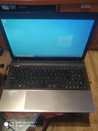 Portátil Asus i5 Plata y Negro